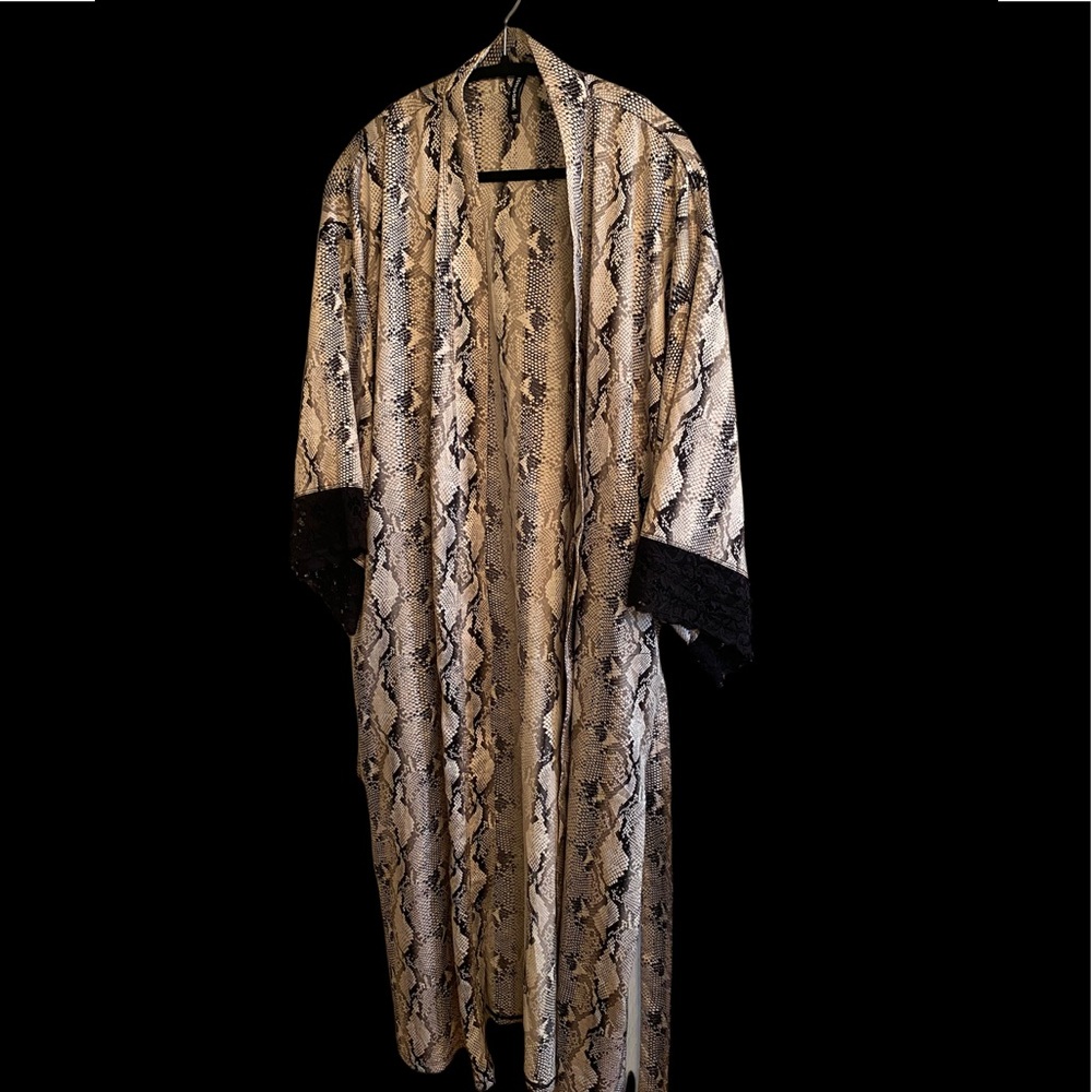 Torrid Curves Satin-feel Snake Skin Pattern Robe